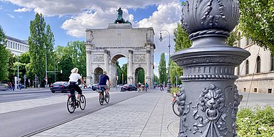 Blick auf Siegestor in München